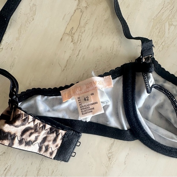 ROBERTO CAVALLI Leopard Print Bra and Panty Set - Picture 7 of 9
